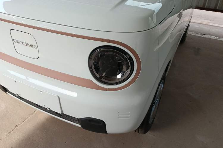 Used Geely Galaxy Panda 2024 Panda Mini 200km Endurance Bear