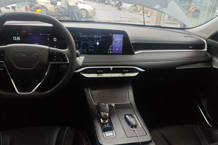 Used Venucia V 2021 260T Idol Edition