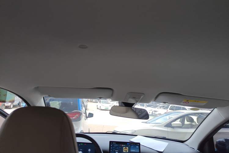 Used Wuling Bingo PLUS 2024 510 km Flagship Edition Four-Seater Version
