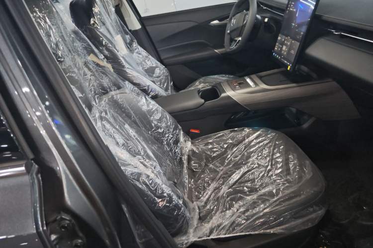 Used Changan Eado PHEV 2025 Smart New Blue Whale 145KM Battleship Edition