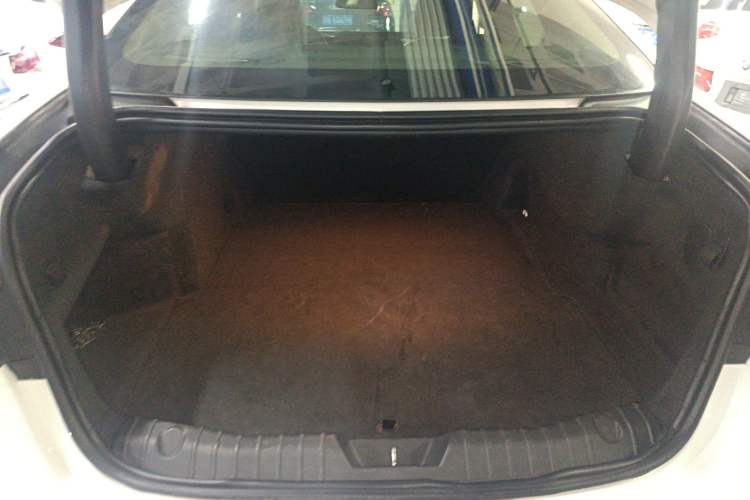 Used Jaguar XFL 2018 XFL 2.0T 250 PS Luxury Edition