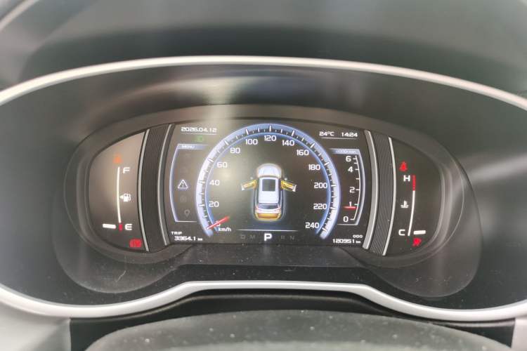 Used Geely Auto Emgrand X7 Sport 2016 1.8TD Automatic ZhiZun Version Instrument Cluster