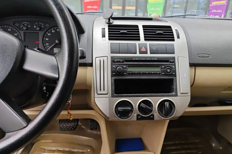 Used Volkswagen Polo 2006 Jingqing 1.6L Automatic Fashion Edition
