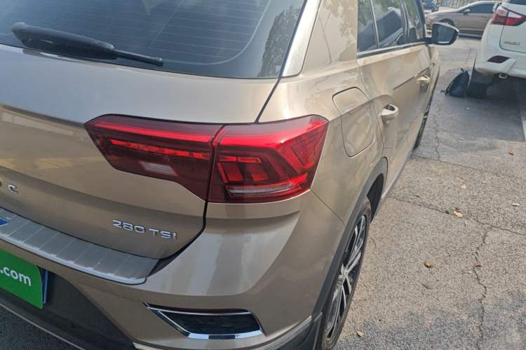 Used Volkswagen T-ROC 2020 280TSI DSG Two-Wheel Drive Comfort Version