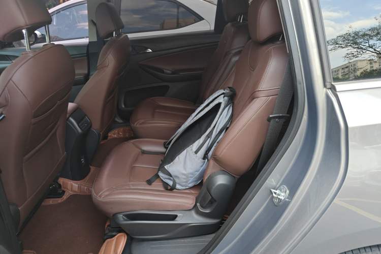 Used Buick GL6 2018 18T 6-Seater Luxury Model
