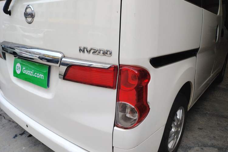 Used Nissan NV200 2014 1.6L CVT Luxury Model China IV Standard