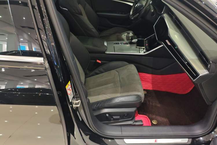 Used Audi A6L New Energy 2020 55 TFSI e quattro Right Front Seat