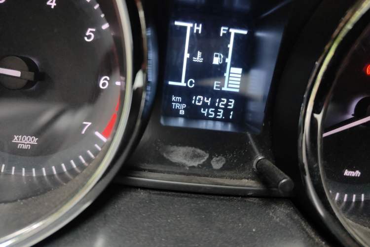 Used HYOSOW S3 2014 1.5L Luxury Version China IV Emission Standard
