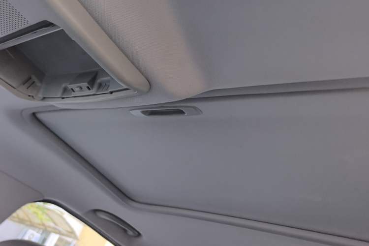 Used Peugeot 3008 2013 2.0L Automatic Trend Edition