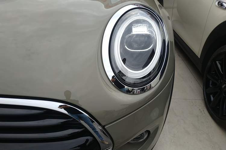 Used MINI 2019 1.5T COOPER Classic Edition