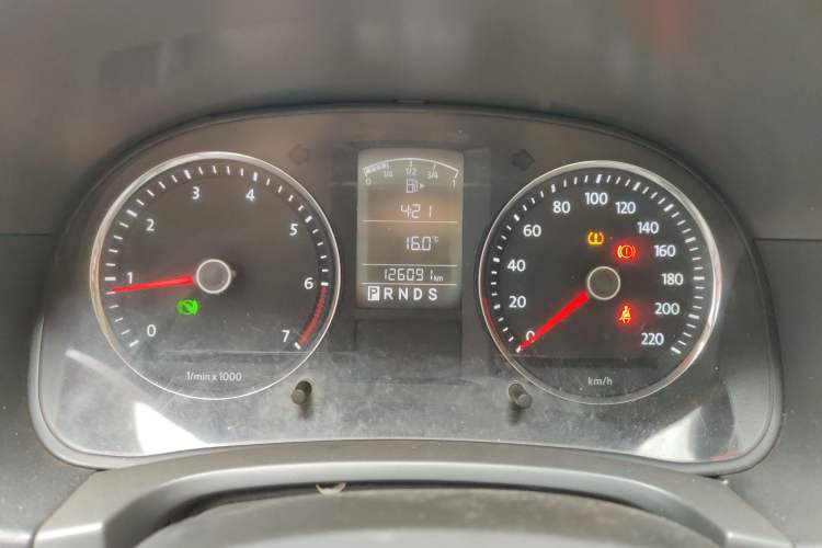 Used Volkswagen Lavida 2011 1.6L Automatic Premium Edition Instrument Cluster