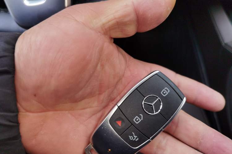 Used Mercedes-Benz GLS 2022 GLS 450 4MATIC Stylish Model Vehicle Key