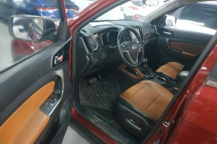 Used CHANGAN OSHAN CX70 2017 CX70T 1.5T Automatic Zunqing Edition Driver Seat