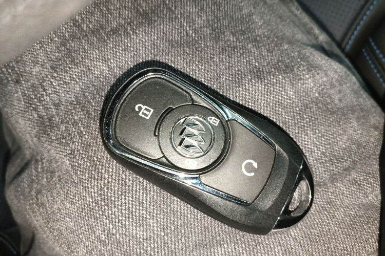 Used Buick Velite 6 2024 450km Range Commuter Version Vehicle Key