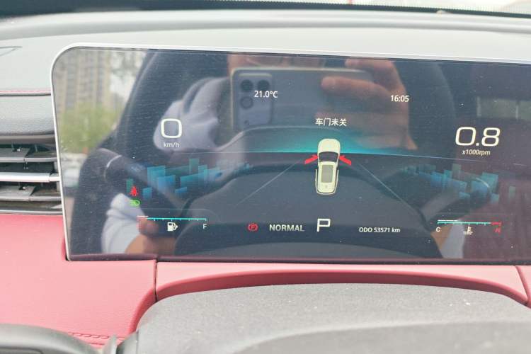 Used JETOUR X70 PLUS 2023 1.6T DCT Stronger 5-Seater