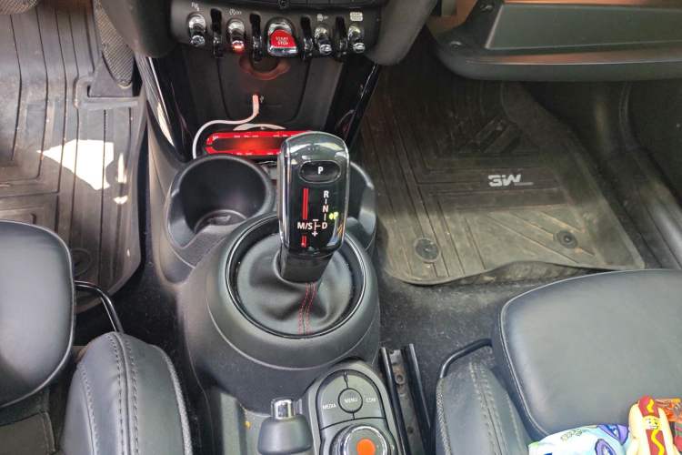 Used MINI 2019 2.0T COOPER S Artist Gear Lever