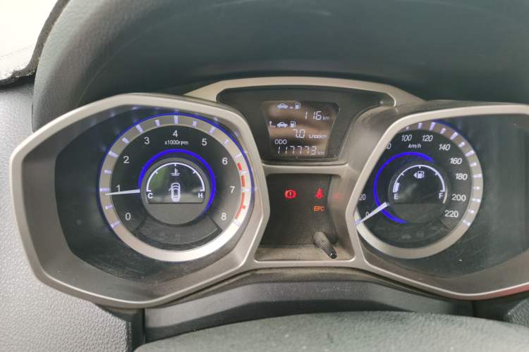 Used JAC Group Refine S3 2014 1.5L Manual Luxury Smart Model Odometer Close Up