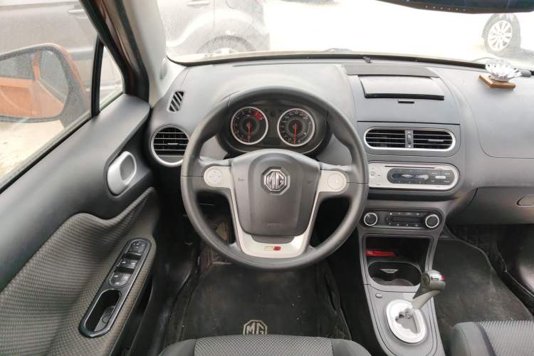 Used MG 3 2014 1.5L AMT Elite Edition
