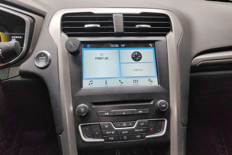 Used Ford Mondeo 2017 EcoBoost 180 Luxury Model
