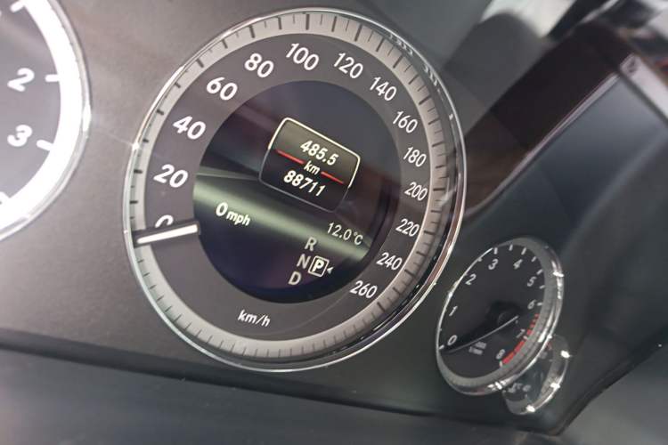 Used Mercedes-Benz E-Class 2013 E 300 L Elegant Model