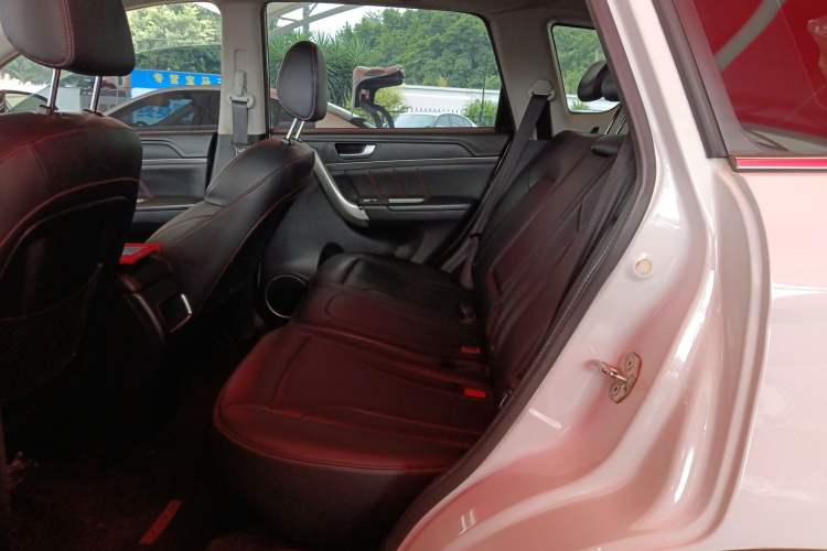 Used Haval H6 2015 Sport Edition 1.5T Automatic Two-Wheel Drive Luxury Model