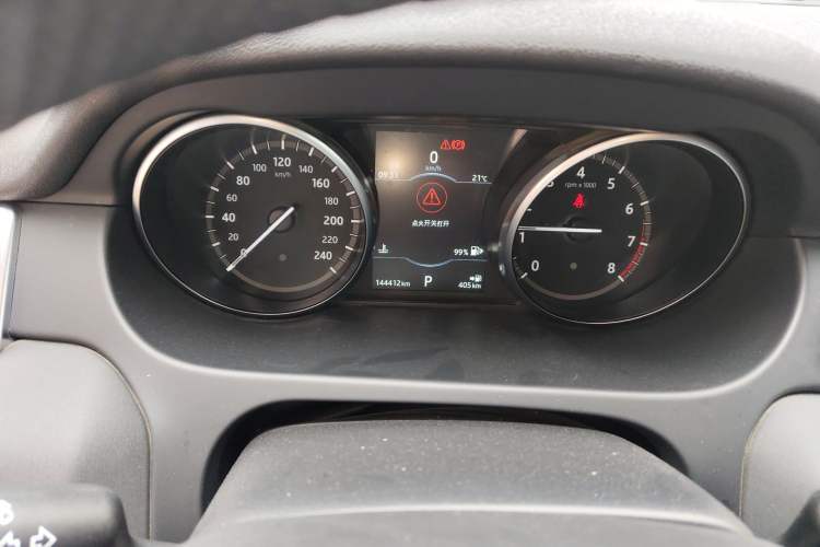 Used Land Rover Discovery Sport 2017 2.0T SE Instrument Cluster