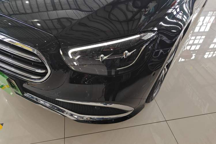 Used Mercedes-Benz E-Class New Energy 2023 E 350 e L Plug-in Hybrid Sedan
