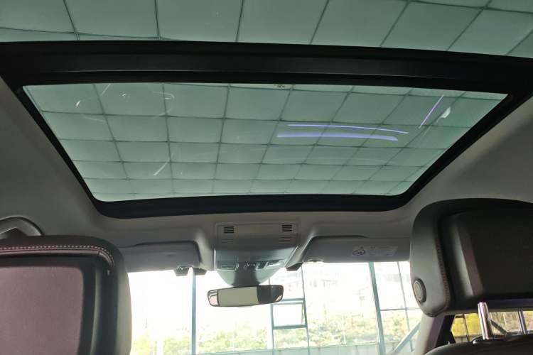 Used Volkswagen Magotan 2023 2 Million Units Commemorative Edition 330TSI DSG Luxury Version Headliner