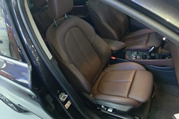 Used BMW X1 2021 Restyled sDrive25Li Leading Edition
