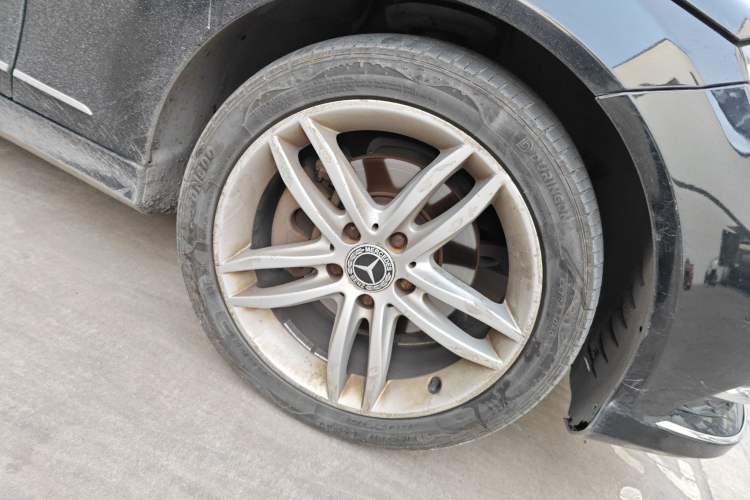 Used Mercedes-Benz C-Class 2013 C 260 CGI Fashion Model
