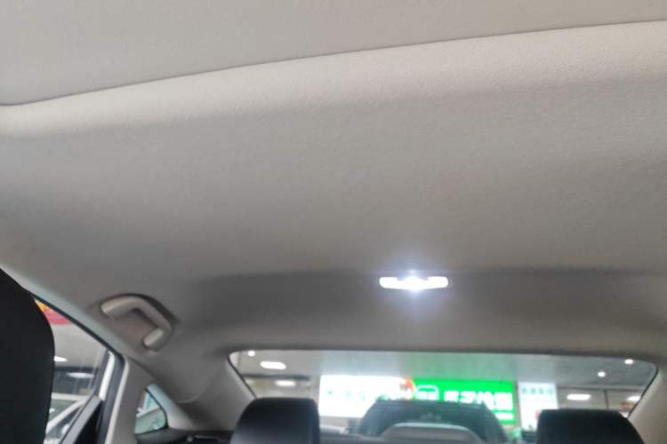 Used Honda Civic 2019 220TURBO CVT Dynamic Edition China VI Headliner