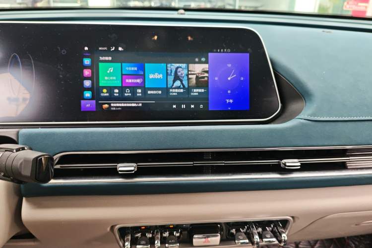 Used ORA Good Cat 2021 400km Standard Range Athena Edition Lithium Iron Phosphate Audio And AC Panel