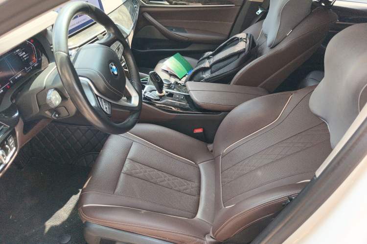 Used BMW 5 Series 2022 525Li Luxury Package
