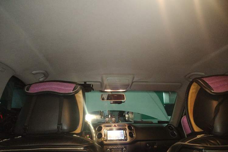 Used Volkswagen Tiguan 2012 1.8TSI Automatic Two-Wheel Drive Trend Edition Headliner