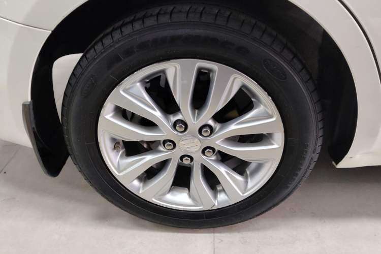 Used Buick GT 2018 15T Dual-Clutch Elite Model China V Standard
