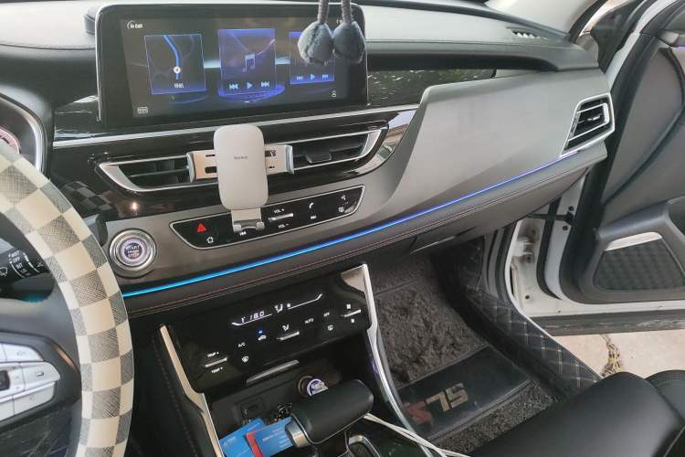 Used Changan CS75 2021 Honor Million Edition 280T DCT Luxury Model