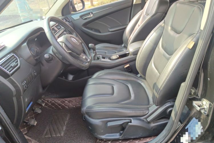 Used Dongfeng Fengon 580 2016 1.5T Manual Luxury Edition