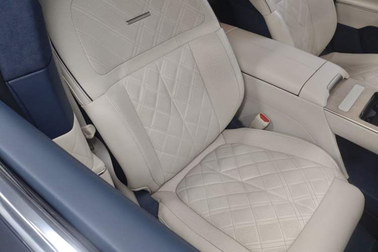 Used Nio ET9 2025 100kWh Signature Edition
