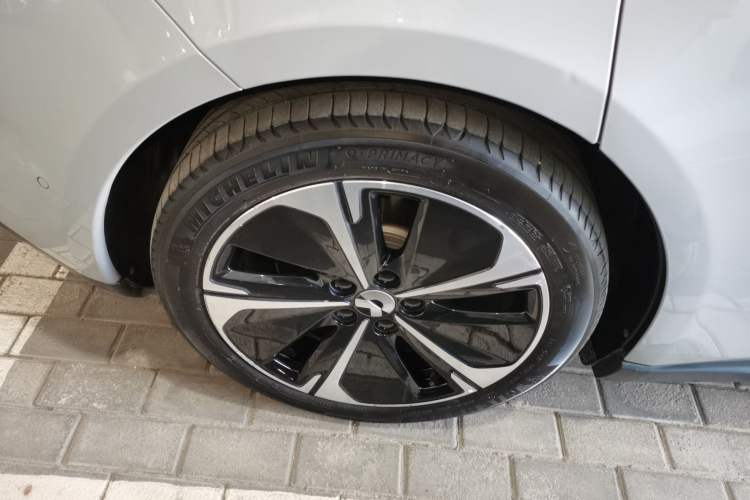 Used Nio ET5T 2023 75 kWh Touring Exterior 8