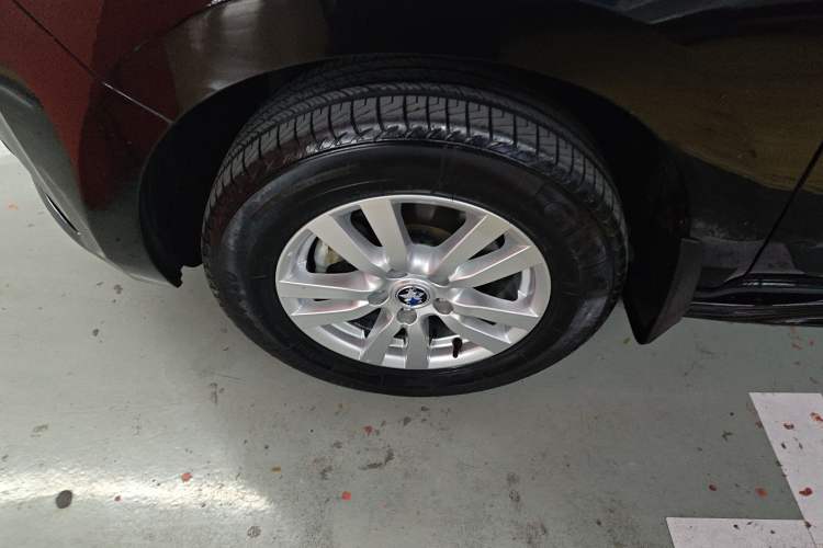 Used Venucia T70 2016 2.0L CVT Smart Choice Edition