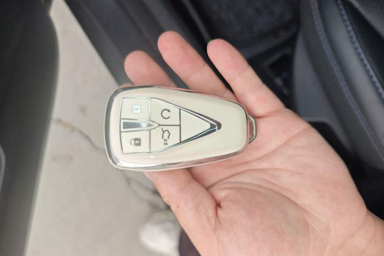 Used CHANGAN Eado DD 2023 Blue Whale NE 1.5T GDI DCT Luxury Edition Vehicle Key