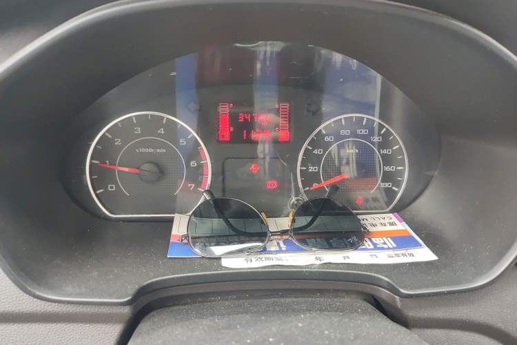Used Wuling Hongguang V 2019 1.5L Jingqu Version China VI LAR Instrument Cluster