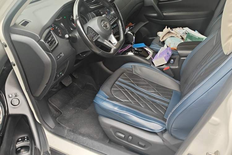 Used Nissan X-Trail 2019 2.0L CVT Smart Connect Comfort Edition 2WD Driver Seat