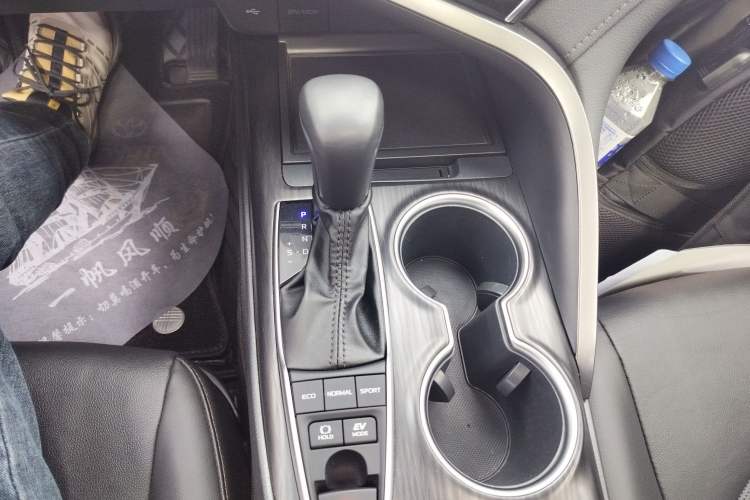 Used Toyota Camry 2021 Dual-Motor 2.5HG Luxury Edition Gear Lever