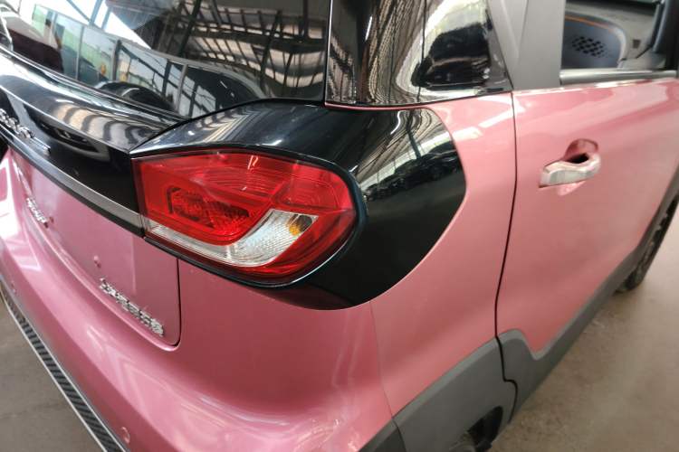 Used Baojun E100 2019 250KM Smart Drive Edition Right Rear Taillight