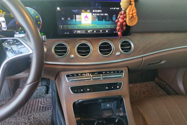 Used Mercedes-Benz E-Class 2021 E 300 L Stylish Model
