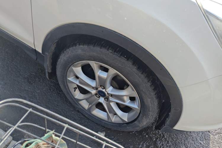 Used Ford Kuga 2013 2.0L GTDi Four-Wheel-Drive Sport Model