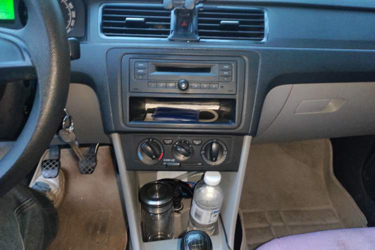 Used Skoda Rapid 2015 1.4L Manual Enjoyment Model
