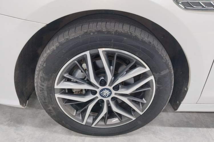 Used BYD Qin PLUS 2021 DM-i 55KM Flagship Model
