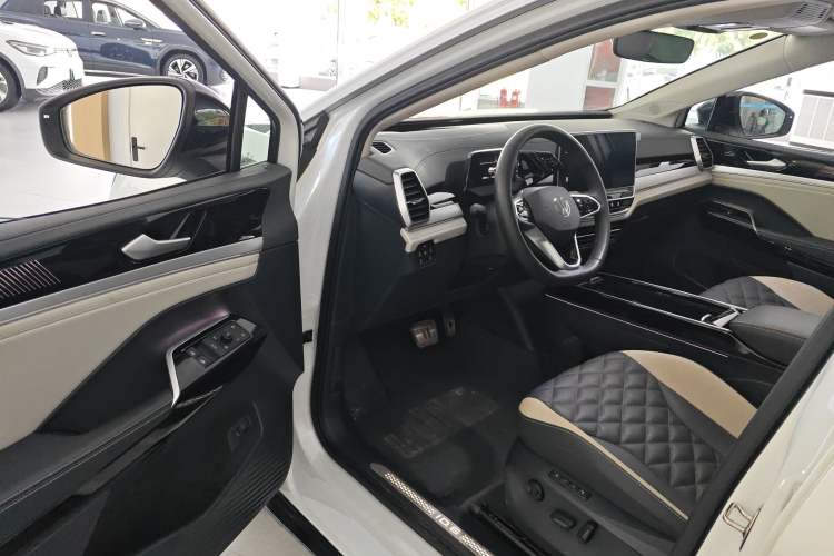 Used Volkswagen ID.6 CROZZ 2024 PRO Model